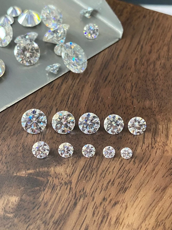 GRA Certified Loose Moissanite Round Stones D VVS1 All Sizes - Image 4 of 4