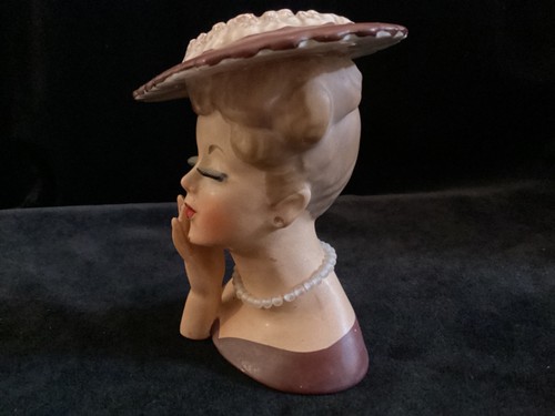 Vintage Napco - Japan #3343B - Head Vase - Burgundy - small version - Picture 3 of 6