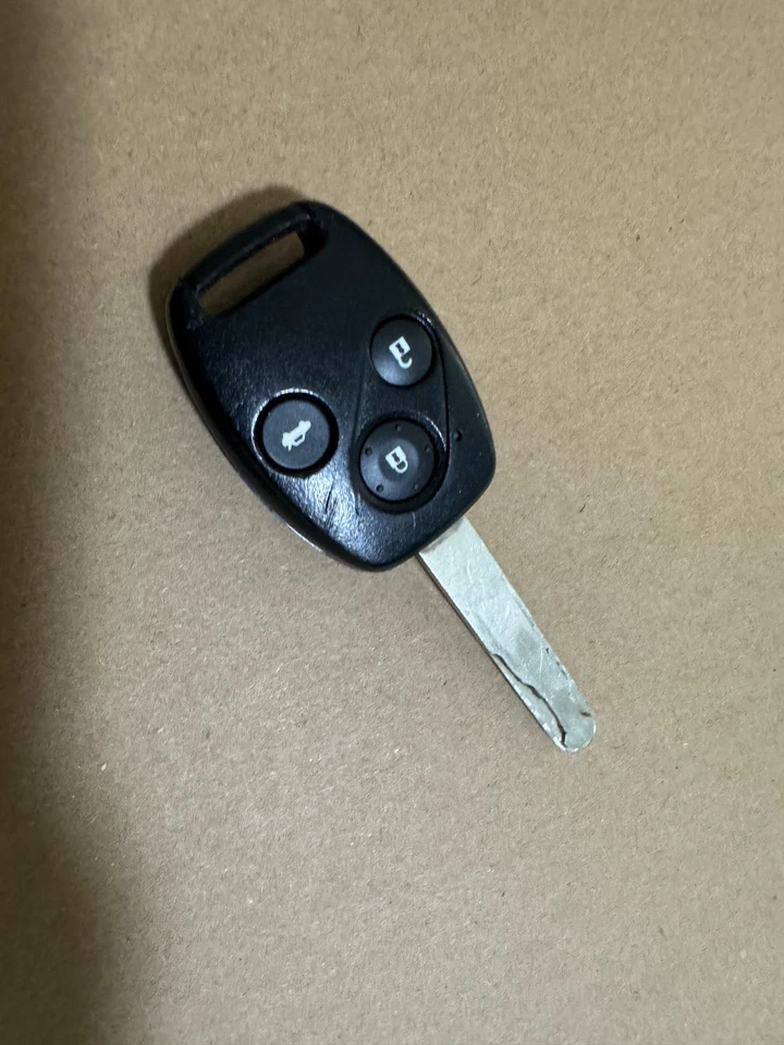 Genuine Honda Civic Type R Key FD2 - Image 2 of 2