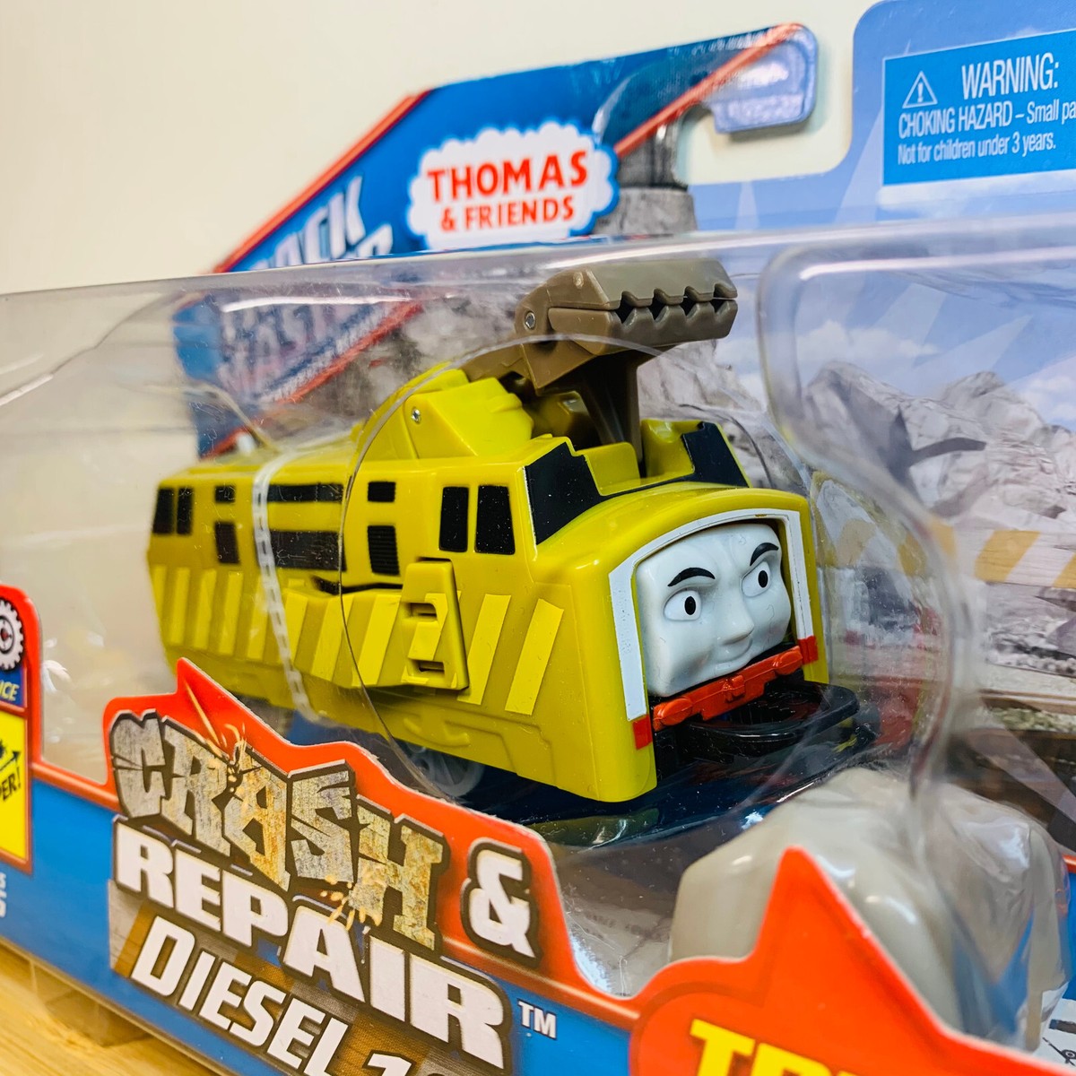 THOMAS & FRIENDS Trackmaster Crash & Repair Thomas Flip Face Motorized Engine EUR 29,67