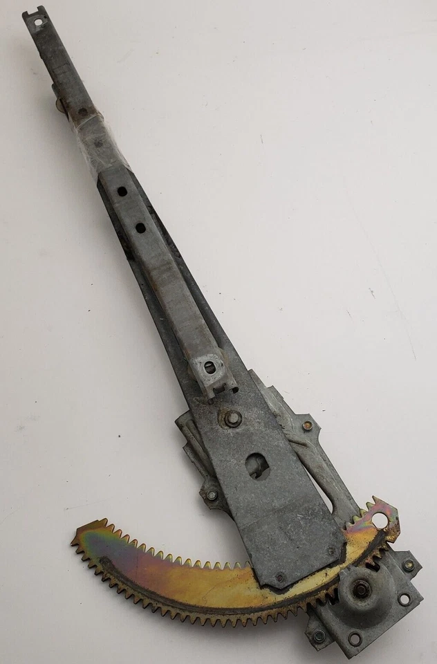 Nissan 720 Datsun 1983-1986 camioneta OEM 83-86 regulador de ventana lateral para pasajeros  Foto 2 de 3