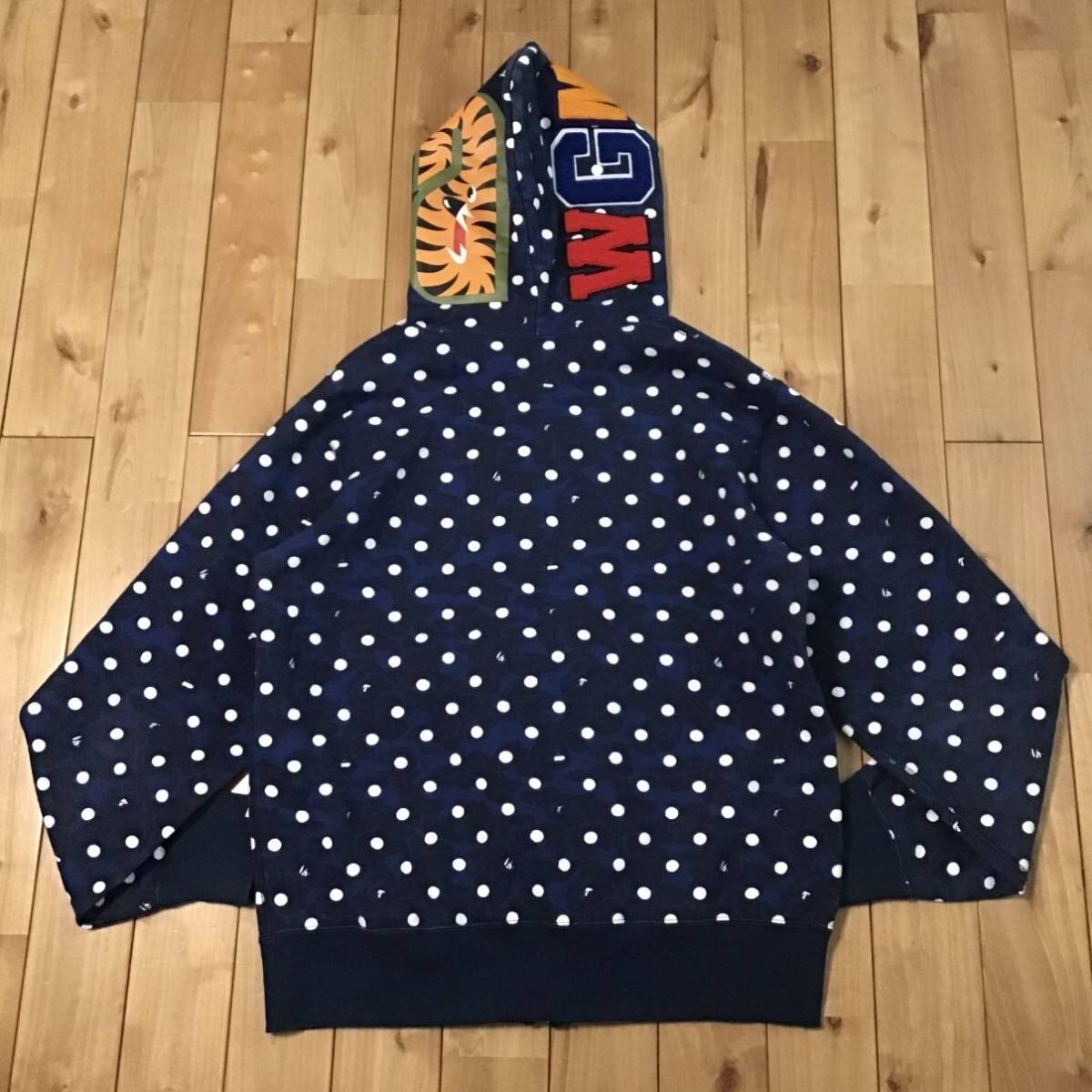 【A BATHING APE】× HELINOX/SHARK FULL ZIP HOODIE s-l1200.jpg