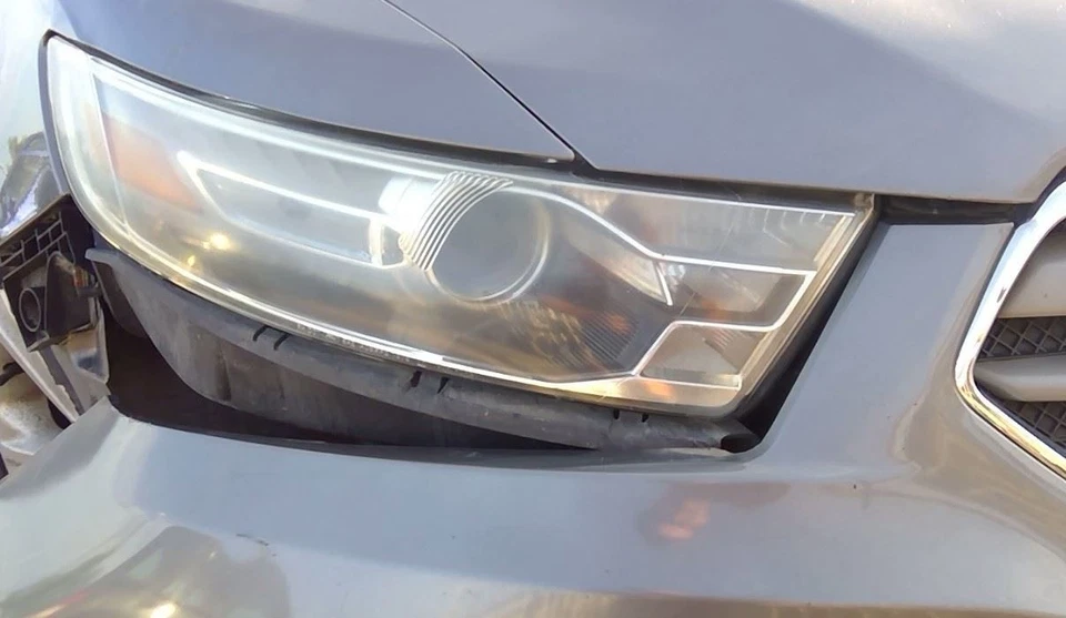 Faro halógeno para pasajero derecho Ford Taurus Limited 2013 2014 Foto 2 de 4