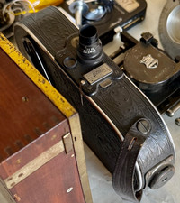 Bell Howell 16mm Filmo 75 Cine Camera with 20mm F3.5 Cooke Lens