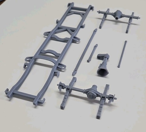 ABS-LIKE RESIN 3D PRINTED 1/25 1983 DODGE RAM W350 DUALLY CHASSIS & SUSPENSION - Picture 2 of 3