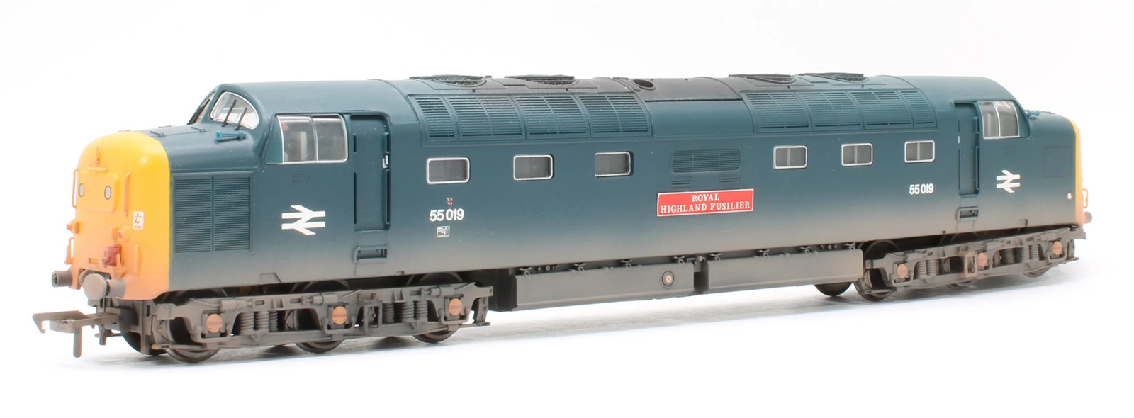 BACHMANN OO 32-525W BR BLUE CLASS 55 DELTIC ROYAL HIGHLAND FUSILIER LOCO *DCC*