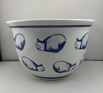 Vintage Japanese Porcelain Sleeping Cat Planter Blue White ~5 H x 7.75 D