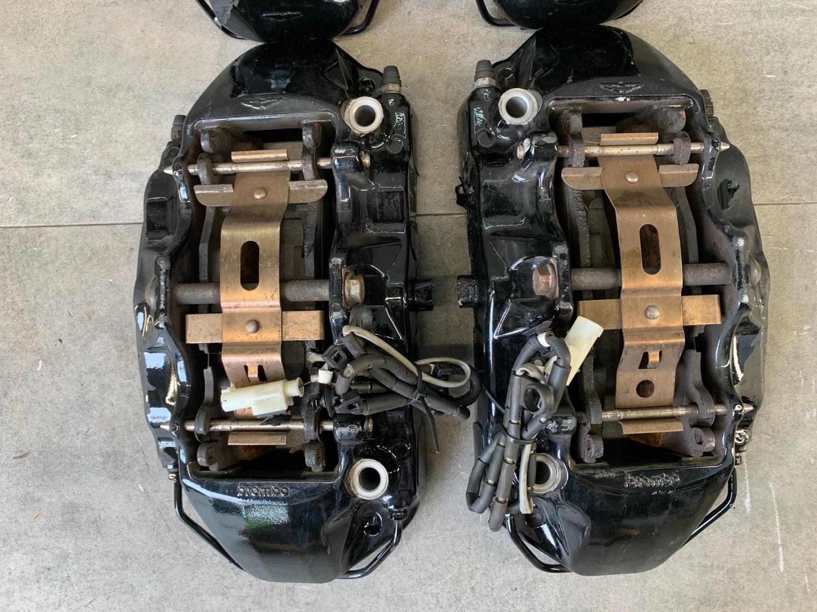 Aston Martin Vantage 2012-2017 Front Brake caliper pistons Set