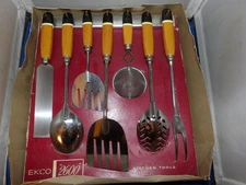 ECKO 2600 Wood Handle Kitchen Tools 8 Piece Set Vintage Chrome Rack Box New NOS