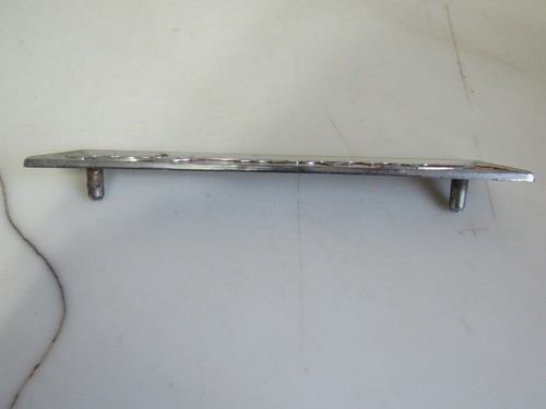 Vintage 1955 1956 Ford Custom Cab Truck Door Emblem - Picture 5 of 7