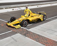HELIO CASTRONEVES 2018 INDY 500 CHEVROLET AUTO RACING 8X10 PHOTO