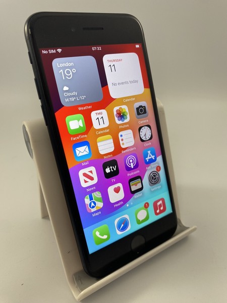 Apple iPhone SE 3ra Gen 2022 Medianoche Desbloqueado 64GB 4.7" 12MP iOS Smartphone 4
