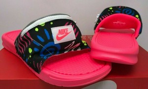 nike slides with pocket