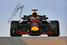 Pierre Gasly "Red Bull Racing 2019" autograph signed 20x30 cm picture