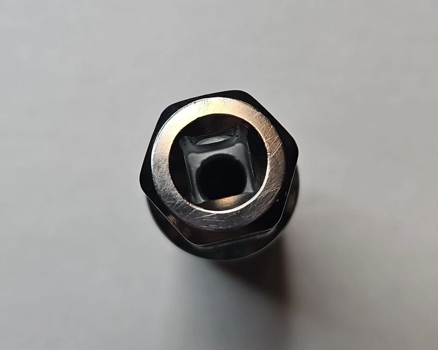 BLUE-POINT BY SNAP ON 3/8" DRIVE 13/16" SPARK PLUG SOCKET 6 PT BLPSPS381316 - Image 4 of 4