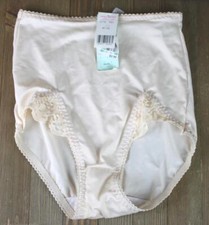 Vintage Hanes Her Way Highcut Control Brief Panties Size Medium Beige Lace hc2