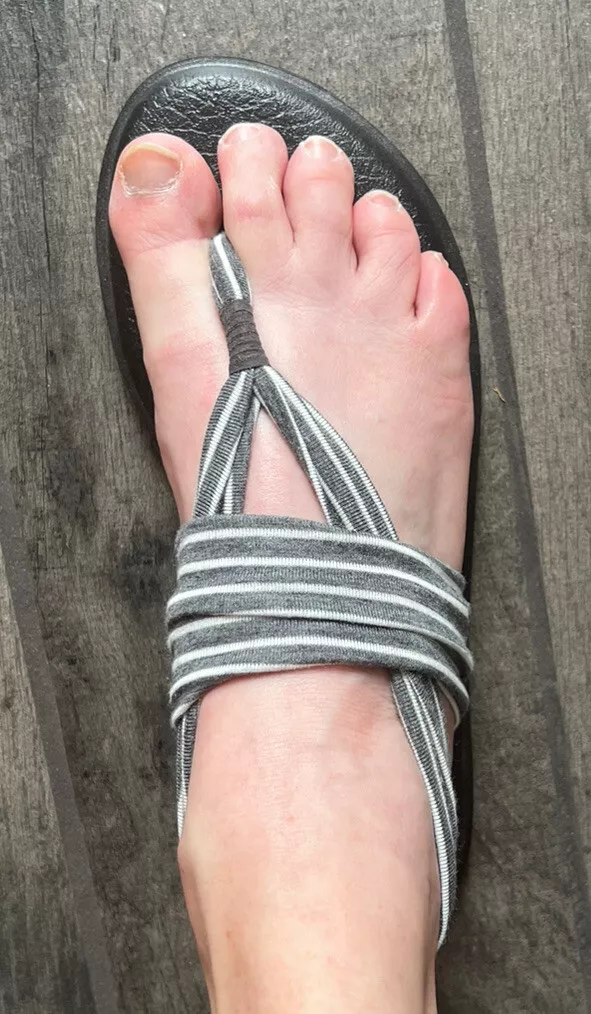 Women's Striped Gray White Sanuk Yoga Mat Sling Sandals tagged