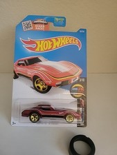 2015 HOT WHEELS CORVETTE STINGRAY - HW MILD TO WILD - Red- 3/10