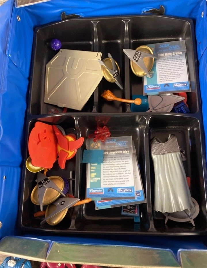 LOTE STAR TREK (4) planos/estuche de coleccionistas/2 figuras de acción (arquero)(T’Pol) NUEVO EN CAJA Foto 4 de 4