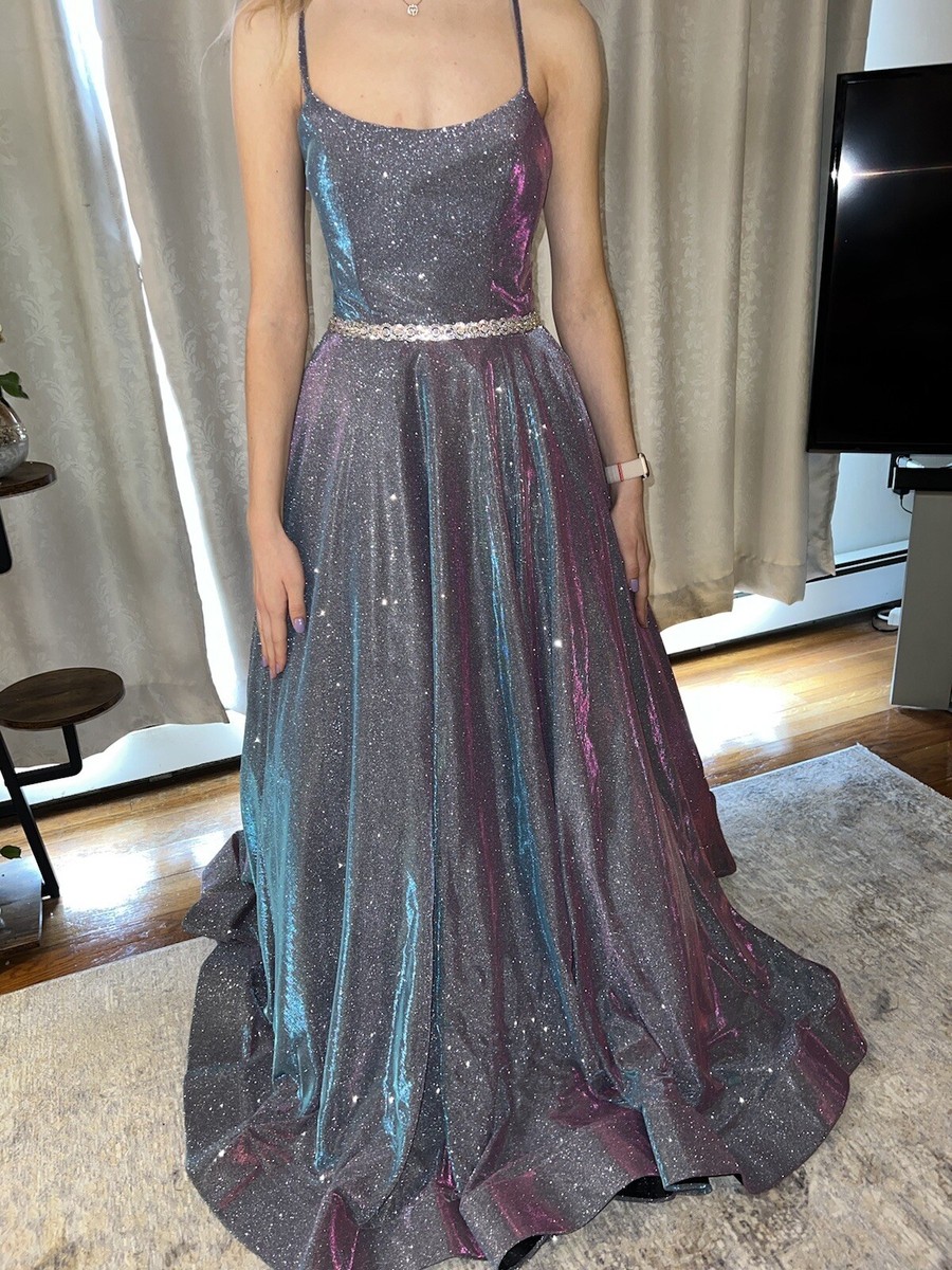 prom dress that changes color NWT Women's Night Studio Size 4 Long Formal Gown Iridescent Color Change's  Prom