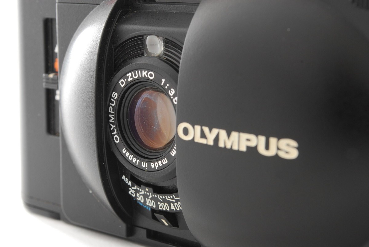 OLYMPUS XA2 コンパクトフィルムカメラ + Flash A11 NEAR MINT】Olympus XA2 w/ Electronic Flash A11 Compact Film