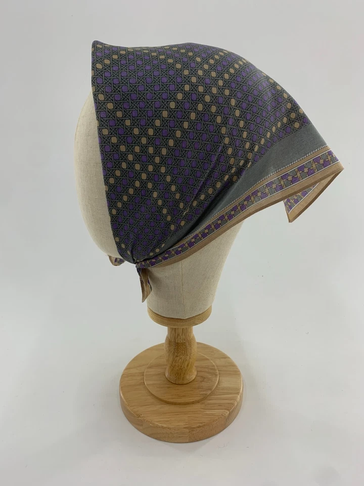 Pañuelo geométrico Playboy vintage pañuelo de bolsillo cuadrado envolvente Foto 3 de 4