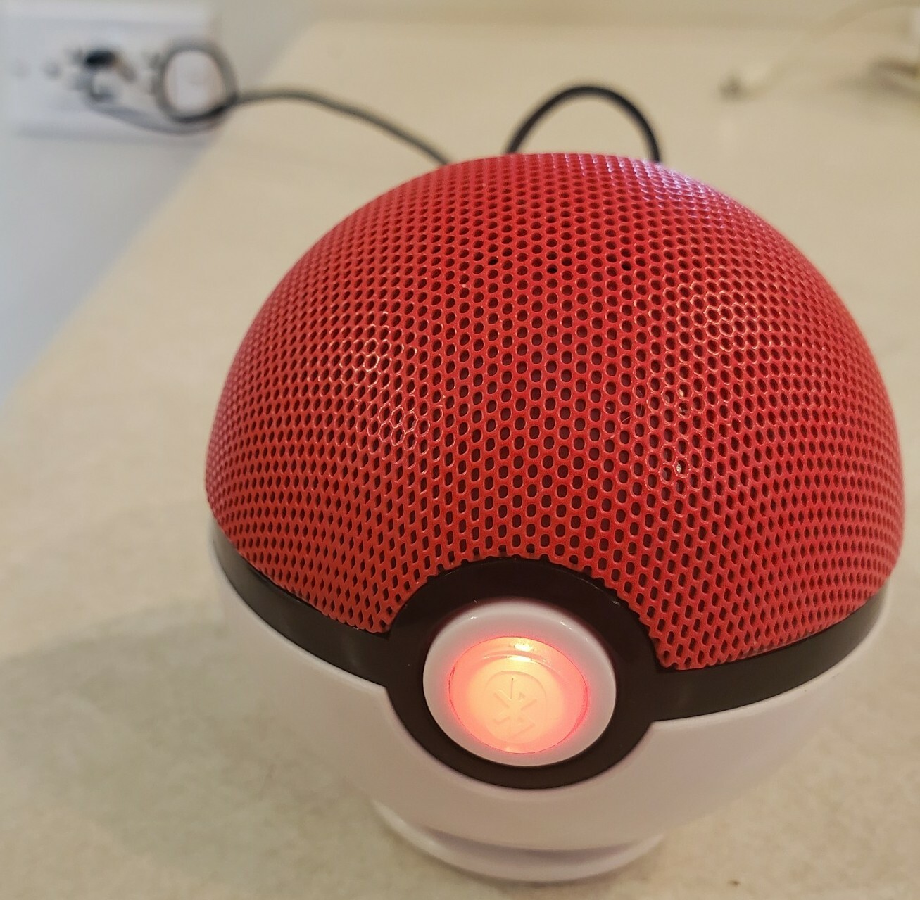 ihome pokeball speaker
