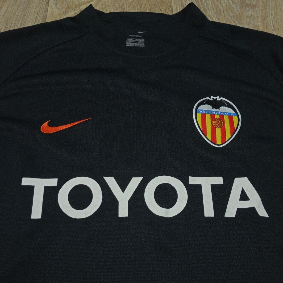 Valencia 2006-2007 Away Black RARE Jersey Nike Size M | eBay Valencia 2006-2007 Away Black RARE Jersey Nike Size M | eBay