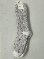 NWT one size American Eagle fuzzy crew socks