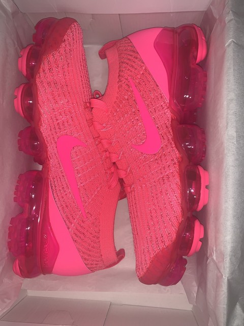 NIKE Womenâs Triple Pink/ Pink Flyknit Vapormax 3 9.5 W BRAND NEW W BOX | eBay