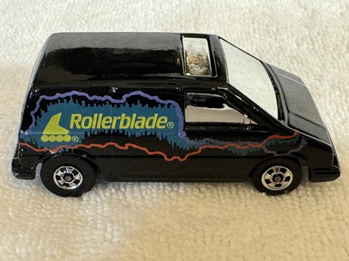 Furgoneta vintage Ford Aerostar 1985 negra Hot Wheels - Imagen 2 de 8