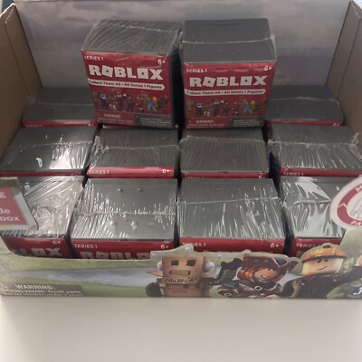Roblox RED Series 1 Mystery Pack [Silver Cube] Total Of 14 Packs