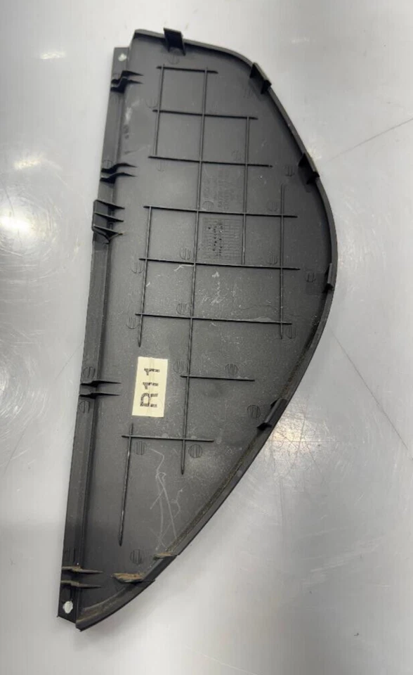 2006-2011 HYUNDAI ACCENT RIGHT DASH CAP TRIM PANEL P/N 84726-1E000 GENUINE OEM - Image 4 of 4