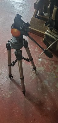 Celestron AstroMaster 70AZ 70mm Refractor Telescope
