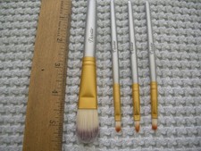 LOT 4 MAKEUP FACE BRUSHES Eyeshadow Crease Blending Blush Mixed Assortment NEW