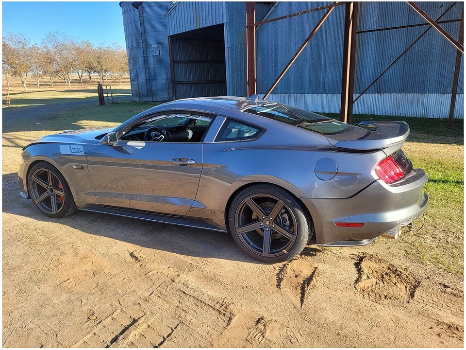 2022 Ford Mustang GT - Image 2 of 4