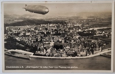 Zeppelin Foto / AK - Luftschiff LZ 127 ''Graf Zeppelin'' über Friedrichshafen 1935