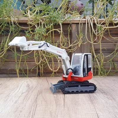 1/35 Scale Takeuchi TB260 Compact Excavator Diecast Model Toy Gift