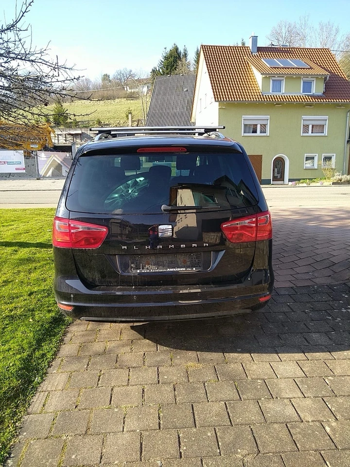 Seat Alhambra 2.0 TSI, DSG, 7 Sitzer - Bild 2 von 4