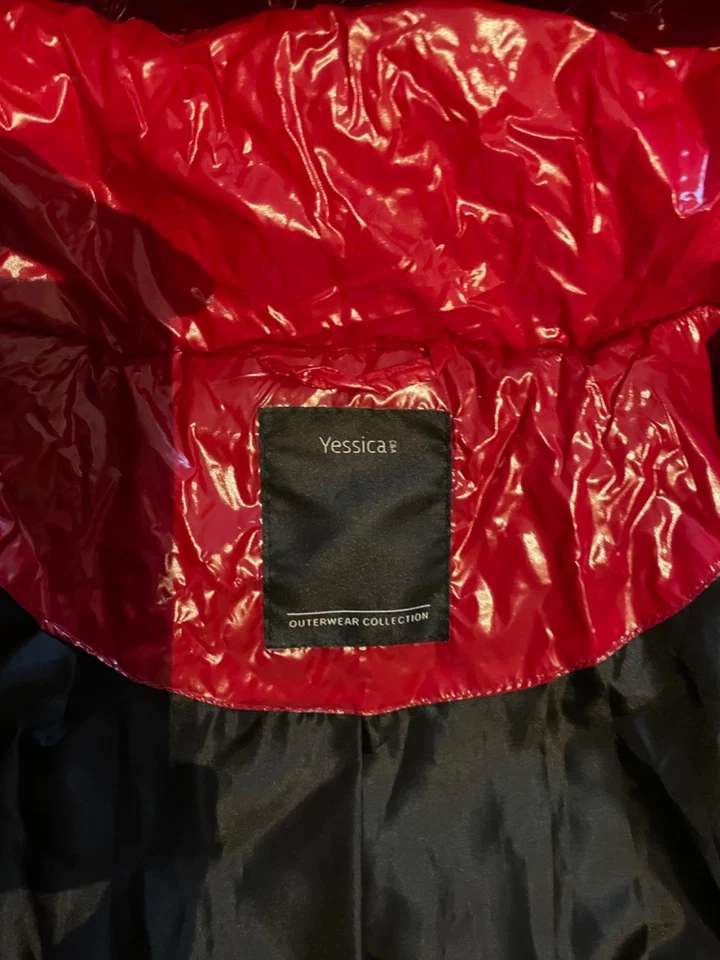 C&A Yessica Steppmantel Lack Rot wattiert Größe 48 Wintermantel Kapuze - Bild 3 von 4