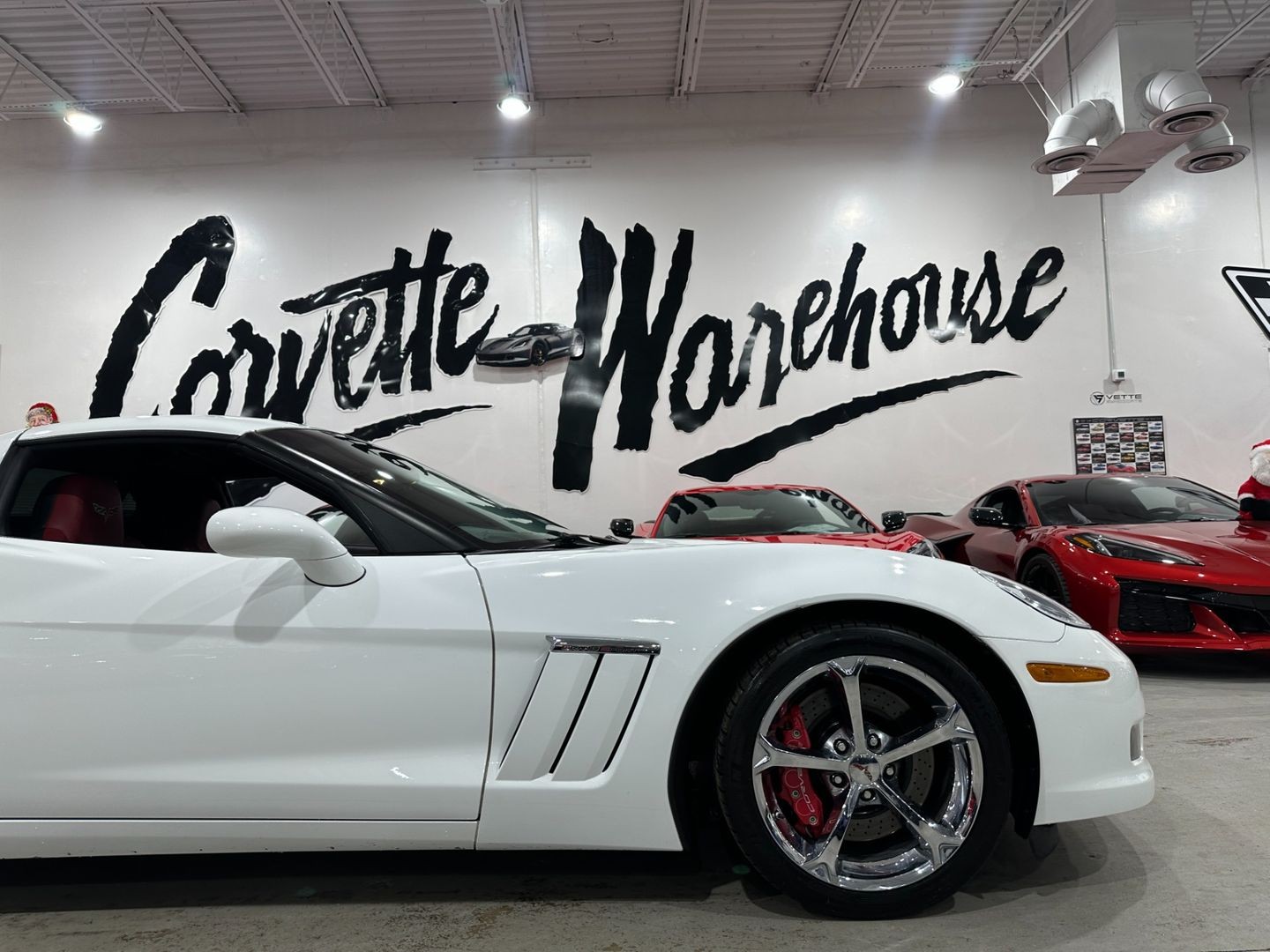 2012 [10U] Arctic White Chevrolet Corvette   | C6 Corvette Photo 6