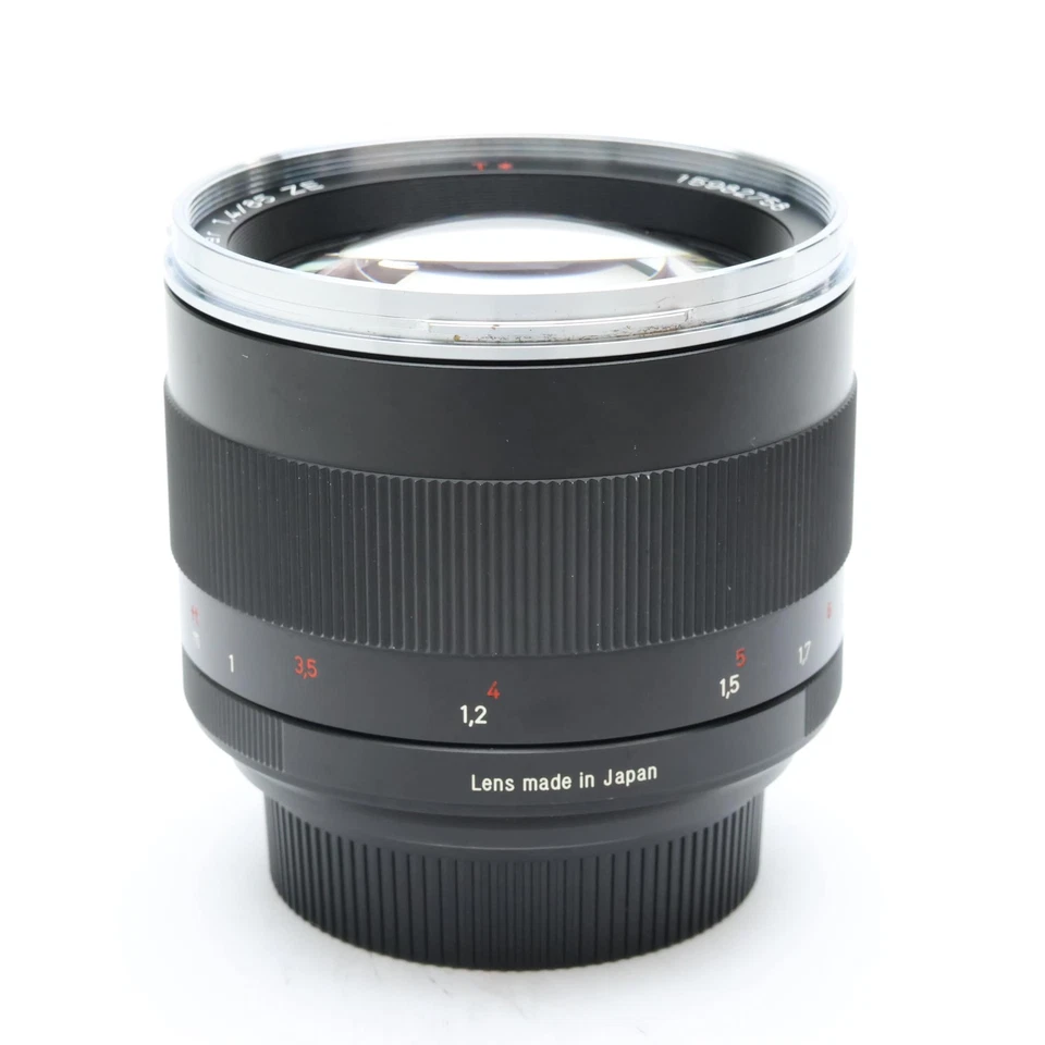Carl Zeiss Planar T* 85mm F/1.4 ZE (for Canon EF mount) #478 - Image 3 of 4