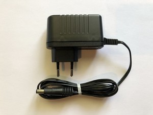 AVM Steckernetzteil AVM01047, 12 V ⎓ 1 A, für diverse Fritz!Box/Speedport Geräte
