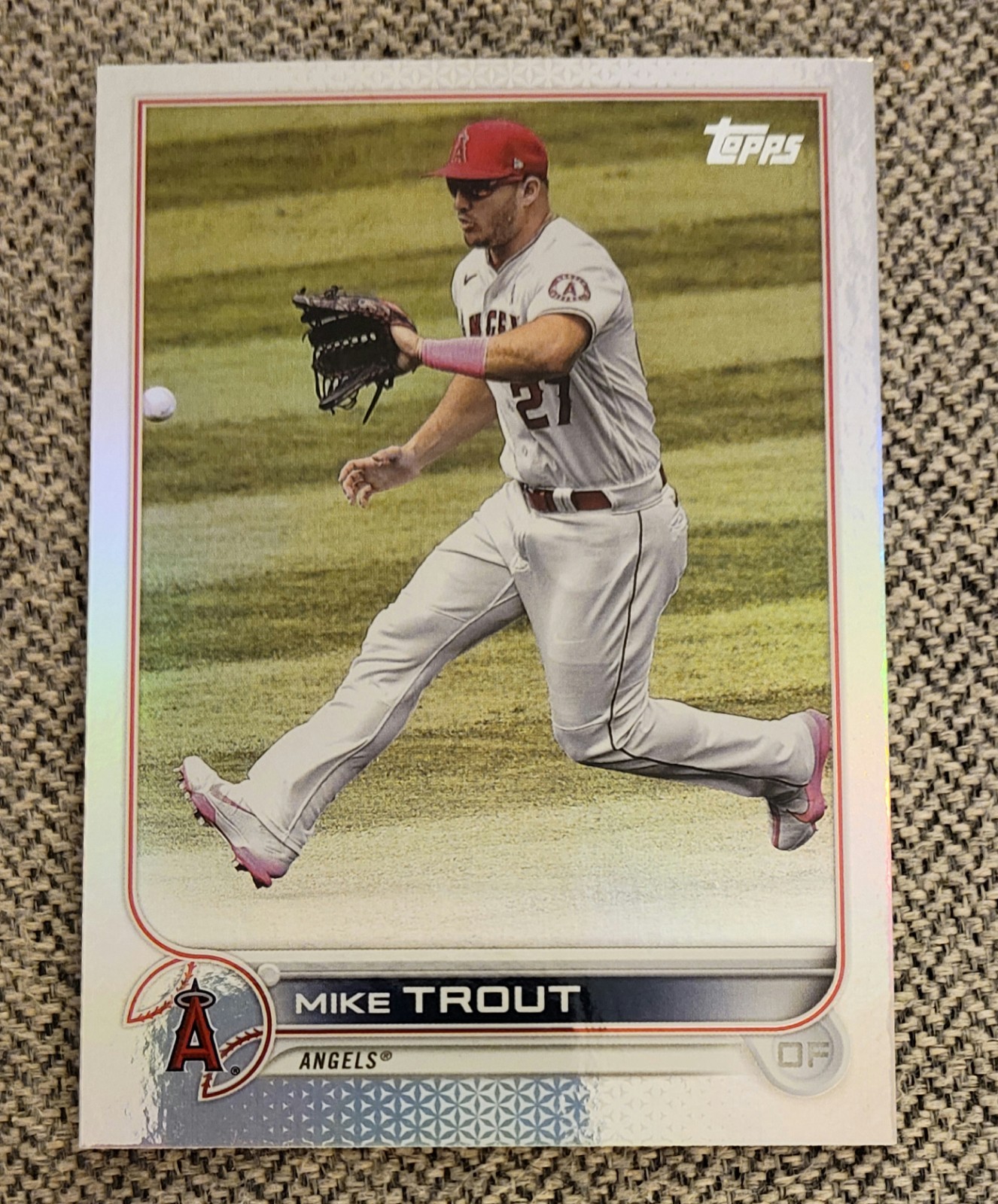 2022 Topps Series 1 Rainbow Foil Parallel Mike Trout Los Angeles Angels #27