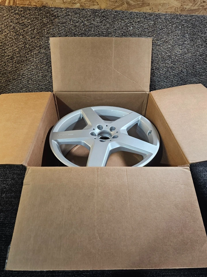 (QTY 1) Восстановленный обод колеса Mercedes-Benz R320 2007 19x8,5 5x112 64 мм - Изображение 2 из 4