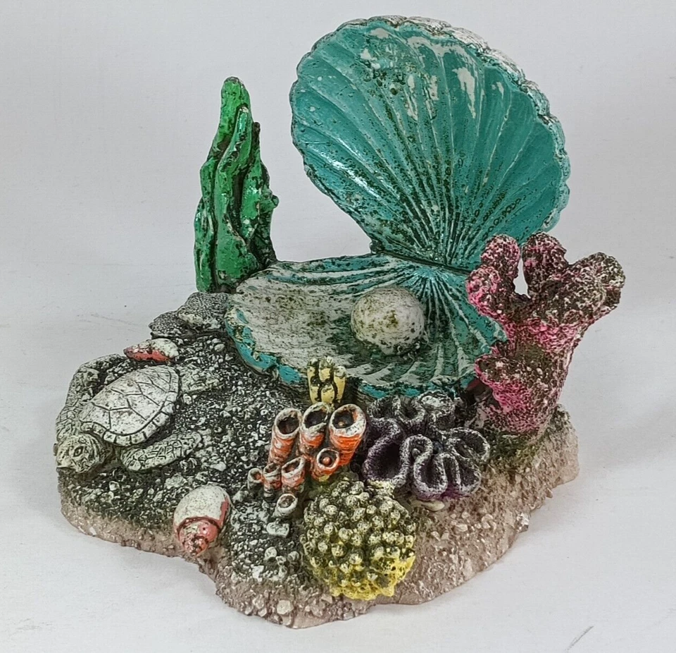 Sea Shell, Corral and Sea Turtle Figure for Aquarium Décor. - Image 2 of 4