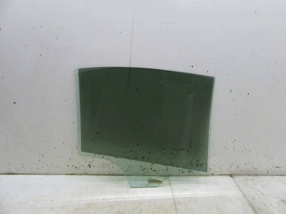 2012-2016 BMW 328xi F30 OEM Left Rear Door Window Glass Panel - Imagem 4 de 4