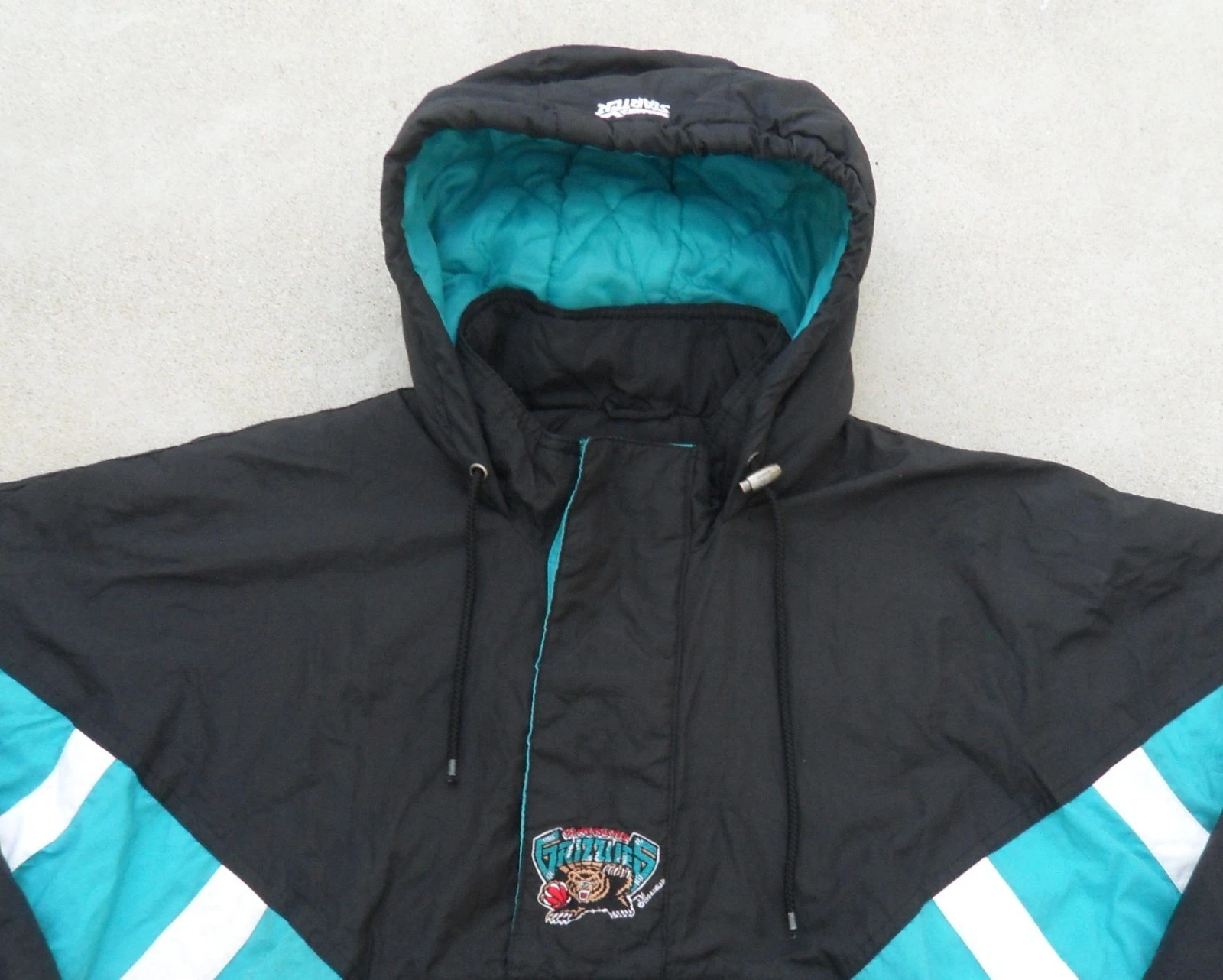 Vtg 90's Vancouver Grizzlies Starter Pull Over Jacket hooded Men's Large NBA image 3