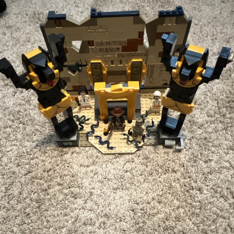 LEGO Indiana Jones Escape From The Lost Tomb 77013