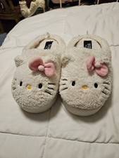 Hello Kitty Sanrio House Slippers Women Size Large 8-9 FOREVER 21 Platform